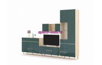 Стенка Кайли Грин